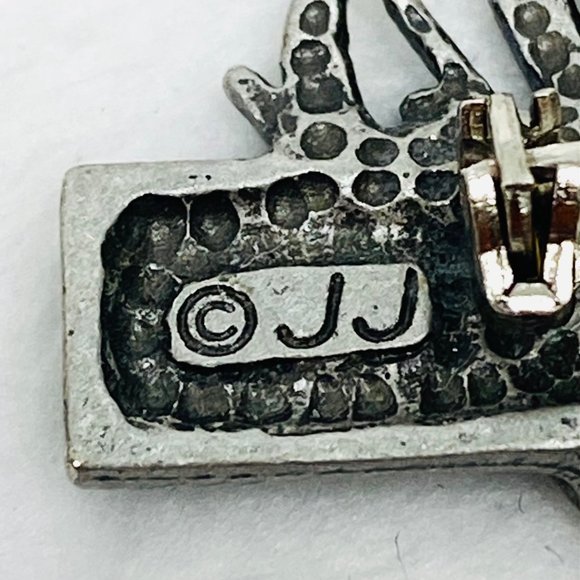 Vintage '80s Teachers Rule Brooch/Pin by J.J./Jonette Jewelry - Picture 5 of 5